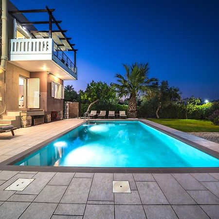 Petronila Luxury Villa With Heated Private Pool Kíssamos Eksteriør billede