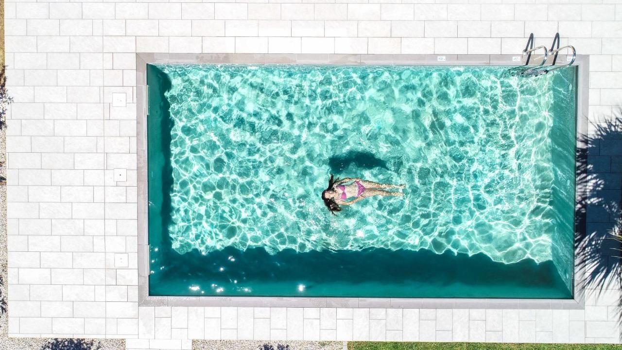 Petronila Luxury Villa With Heated Private Pool Kíssamos Eksteriør billede