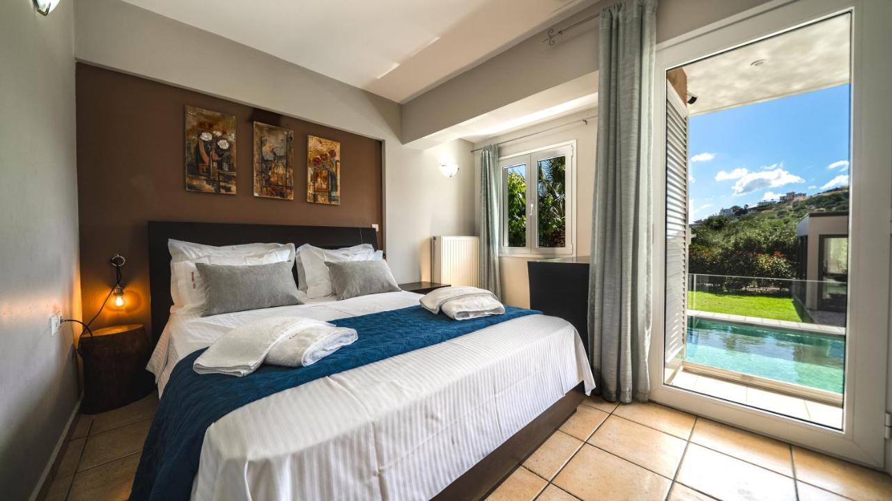 Petronila Luxury Villa With Heated Private Pool Kíssamos Eksteriør billede