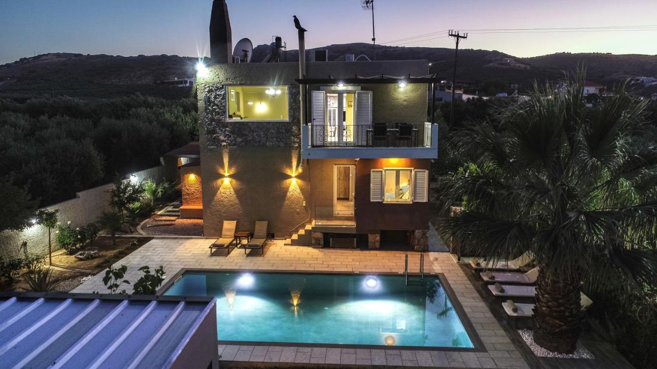 Petronila Luxury Villa With Heated Private Pool Kíssamos Eksteriør billede
